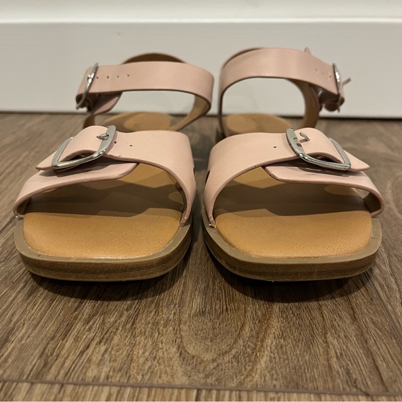 Girls Cat & Jack Pink Sandals Size 4 - Picture 6 of 12